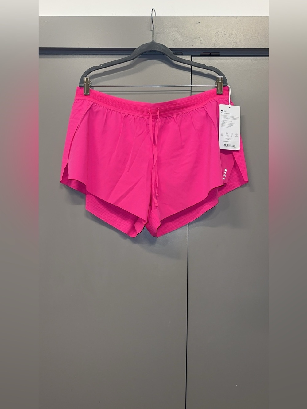 NWT LSKD Accelerate Short